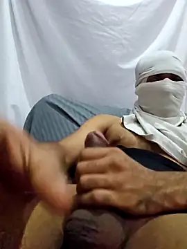 Chiplikk6009 online show from 11/22/25, 09:13