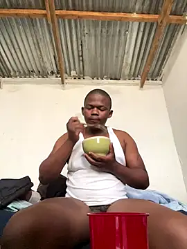 Snapshot of mrcougarfucker chatting on 11/18/25, 09:12 mrcougarfucker online show from 11/18/25, 09:12