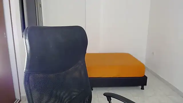 Annie Cervantez online show from 06/14/26, 04:35