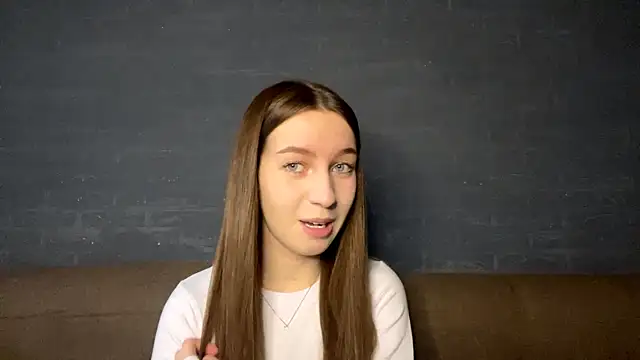 CindaWinn online show from 11/20/25, 08:04