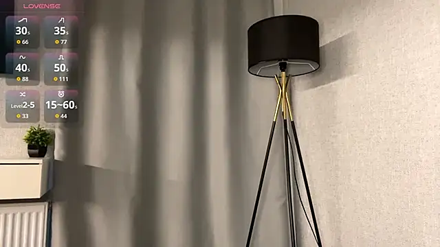 CindaWinn online show from 12/17/25, 07:02