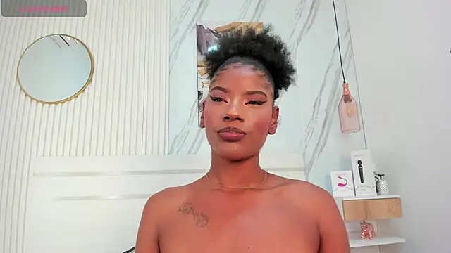 Afro Luna online show from 11/29/25, 12:05