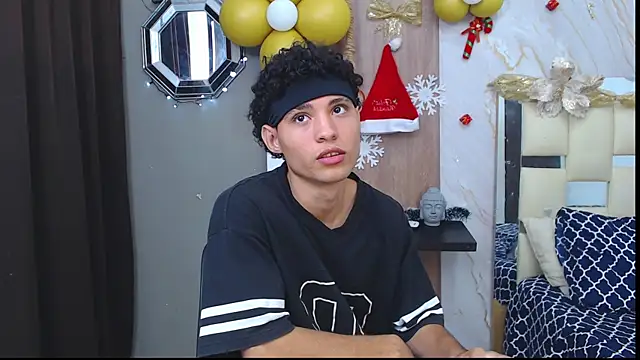 Snapshot of the_nugge chatting on 11/26/25, 10:10 the nugge online show from 11/26/25, 10:10