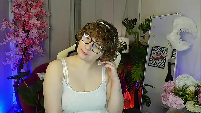 melissa   moore online show from 11/21/25, 06:01