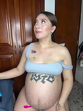 abiiegaill2 online show from 01/17/26, 06:44