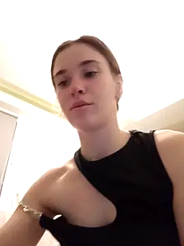 BarniLili online show from 12/03/25, 04:17