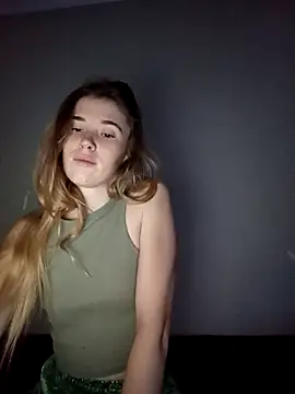 BarniLili online show from 12/15/25, 10:37