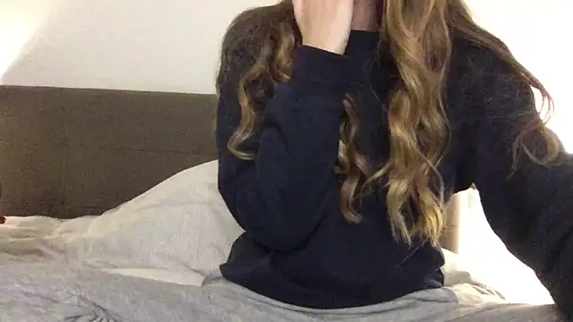 Martimartinaxx online show from 02/15/26, 09:58