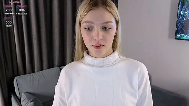 DebraVaughn online show from 12/18/25, 01:04