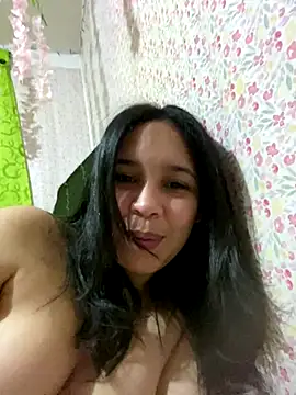 Esmerald 1111 online show from 11/24/25, 01:33