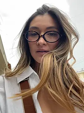 GeorginaBlack online show from 12/17/25, 07:30