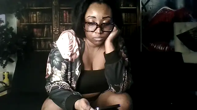 VenezuelaLuxeNoir online show from 05/27/26, 08:16