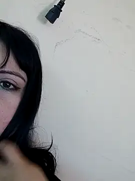 braidqueen00 online show from 12/18/25, 03:05