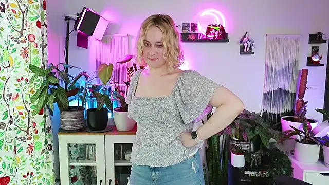 xzoeyryanx online show from 05/08/26, 04:55