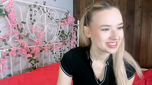 KristleKirst online show from 11/29/25, 08:25