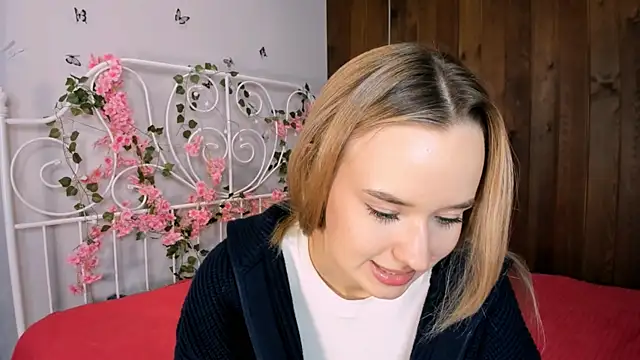 KristleKirst online show from 11/20/25, 01:12