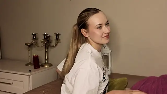 KristleKirst online show from 04/16/26, 02:18