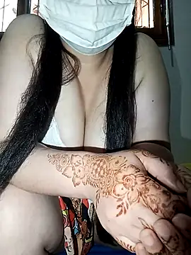 fati35flou online show from 04/23/26, 06:53