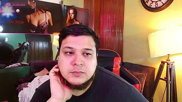 danna thiago1 online show from 11/21/25, 12:48