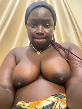 Snapshot of bigass31 chatting on 11/19/25, 09:37 bigass31 online show from 11/19/25, 09:37