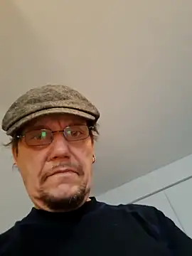 Dantekp online show from 11/20/25, 04:24