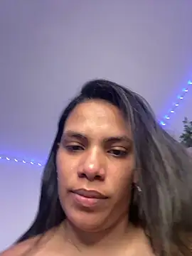 ArielleMillerr- online show from 04/04/26, 05:41