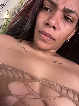 ArielleMillerr- online show from 06/29/26, 04:28