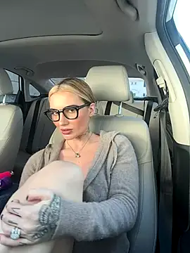 Slavic Woman Here online show from 11/19/25, 06:19