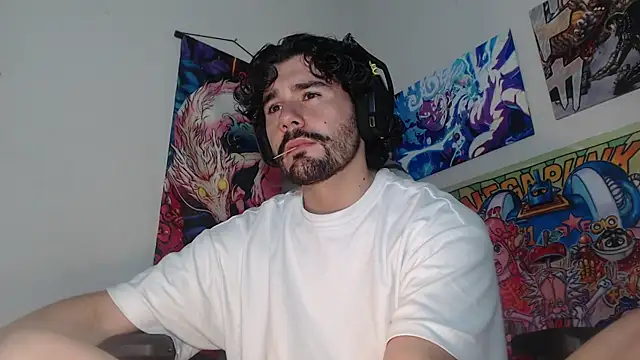 LuciferSantoryu online show from 04/11/26, 06:32