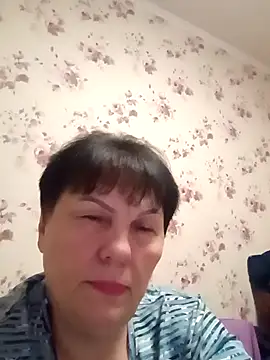 Snapshot of OliviaaSkyy chatting on 11/17/25, 10:36 OliviaaSkyy online show from 11/17/25, 10:36