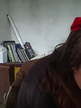 Valen-got online show from 11/28/25, 06:52