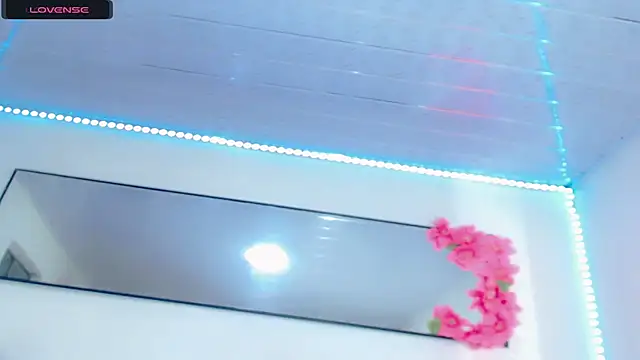 Karla hot777 online show from 04/19/26, 12:50