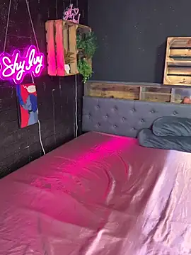 Shy-Ivy online show from 01/18/26, 10:13