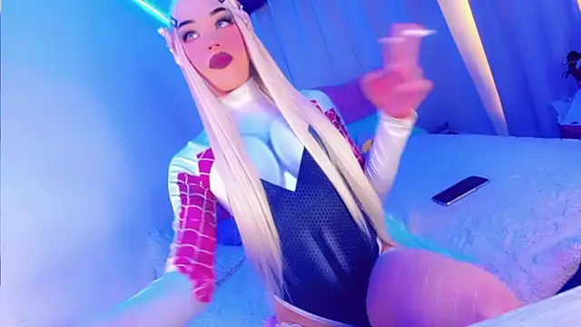 Snapshot of Shiaki_04 chatting on 11/18/25, 06:28 Shiaki 04 online show from 11/18/25, 06:28