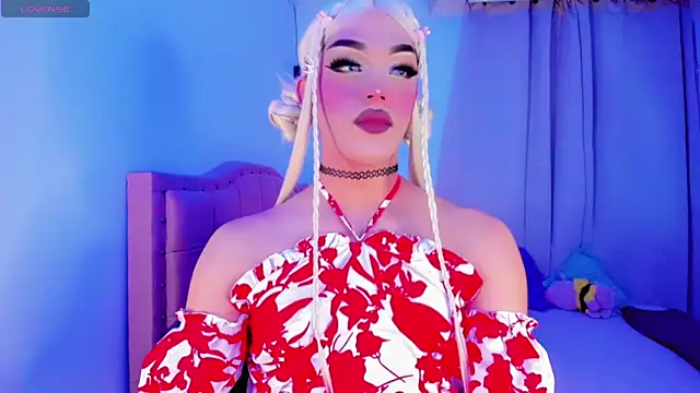 Shiaki 04 online show from 04/16/26, 12:44