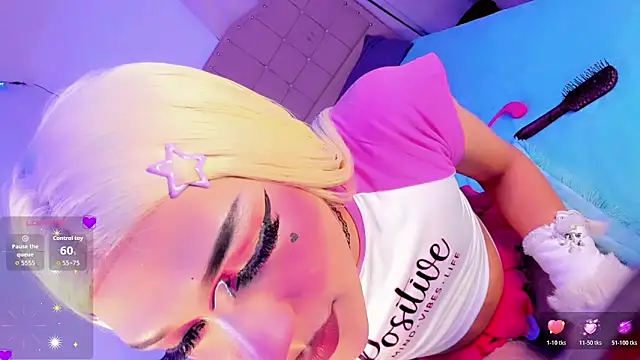 Shiaki 04 online show from 02/12/26, 10:53