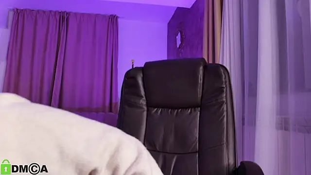 Snapshot of AnnaHarperX chatting on 01/08/26, 05:52 AnnaHarperX online show from 01/08/26, 05:52