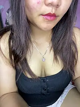 Snapshot of Sunset-yll chatting on 07/08/26, 12:24 Sunset-yll online show from 07/08/26, 12:24