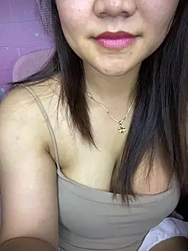 Snapshot of Sunset-yll chatting on 06/29/26, 10:20 Sunset-yll online show from 06/29/26, 10:20