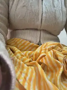 Snapshot of kabitaKumari1 chatting on 12/19/25, 02:37 kabitaKumari1 online show from 12/19/25, 02:37