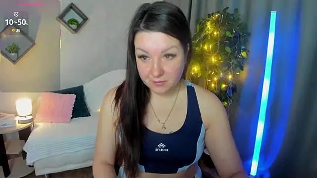 still  her online show from 12/22/25, 01:28