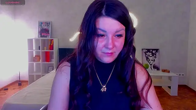 still  her online show from 11/26/25, 01:05