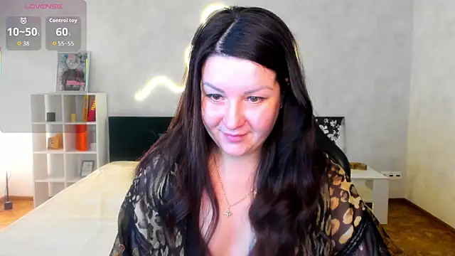 still  her online show from 12/16/25, 01:54