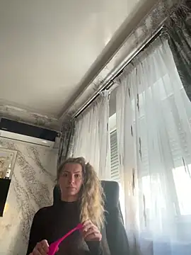 Goldgodess online show from 11/26/25, 06:13