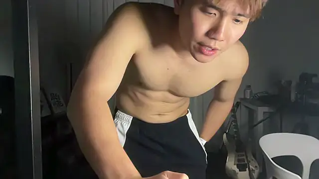 Juhone online show from 12/15/25, 10:32