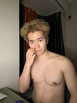 Juhone online show from 03/27/26, 04:52