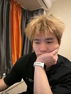 Juhone online show from 03/25/26, 05:12