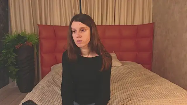 VelvetNyxen online show from 01/11/26, 03:19