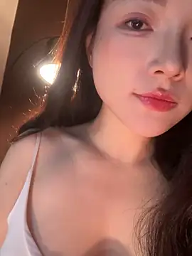 Snapshot of mammam520 chatting on 11/27/25, 02:56 mammam520 online show from 11/27/25, 02:56