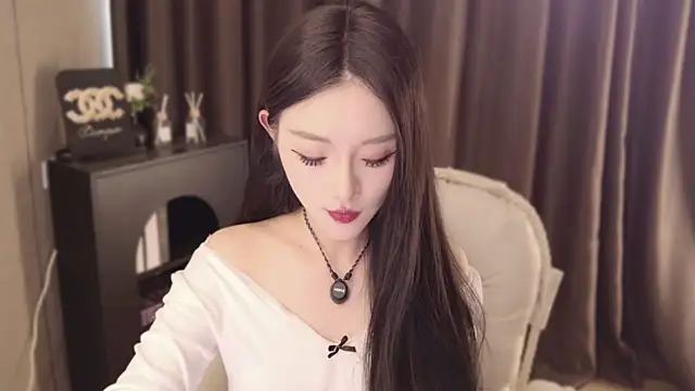 Snapshot of mammam520 chatting on 04/10/26, 04:08 mammam520 online show from 04/10/26, 04:08